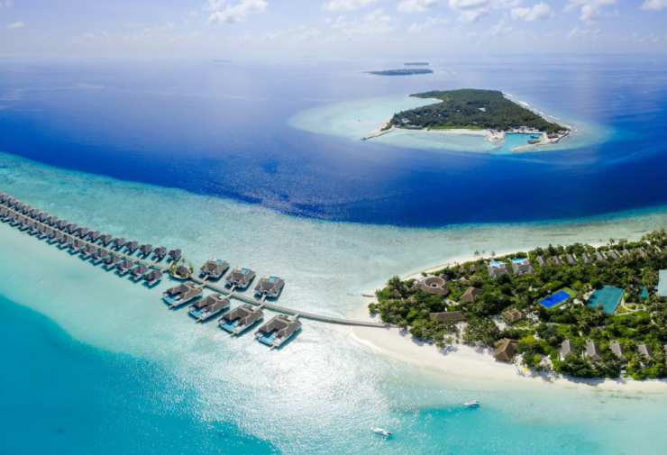 Luxury Yacht Charter Indian Ocean Maldives (2)