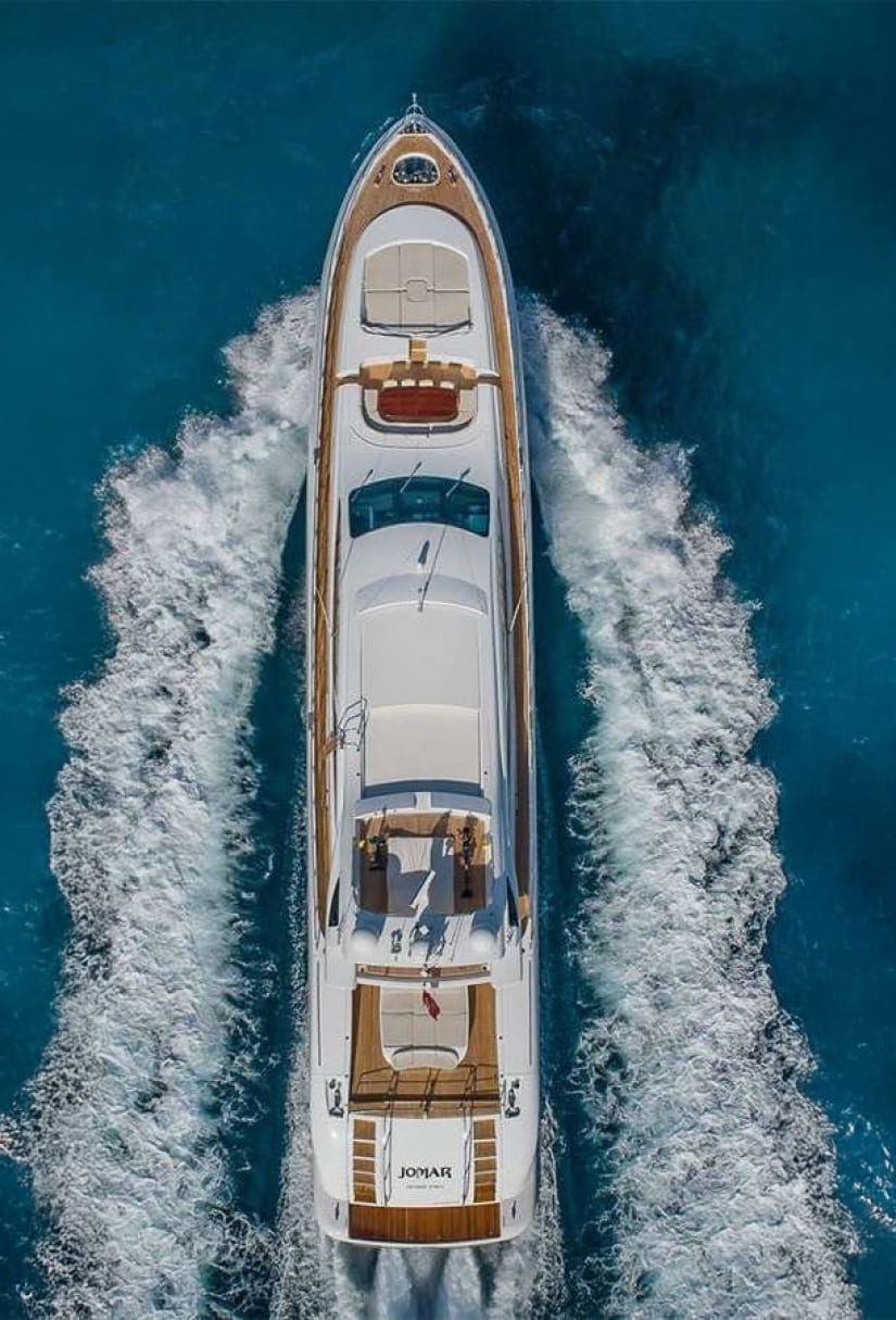 JOMAR yacht for Charter (4) | Phoenix Yacht Management